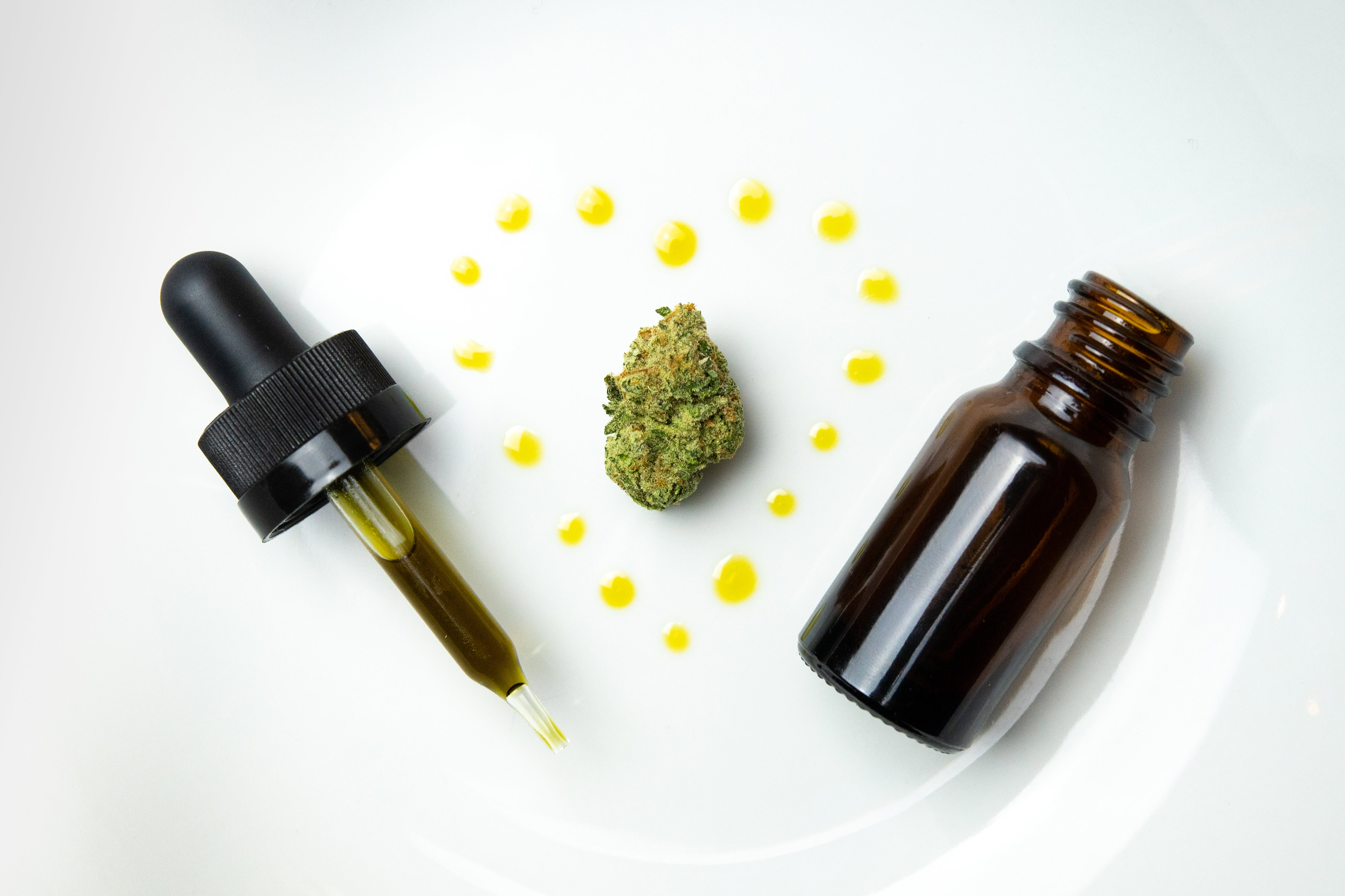 Your Guide to Cannabis Tinctures: What First-Time Buyers Should Know